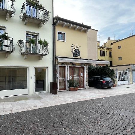 Lucia Holiday Apartments Lazise Luaran gambar