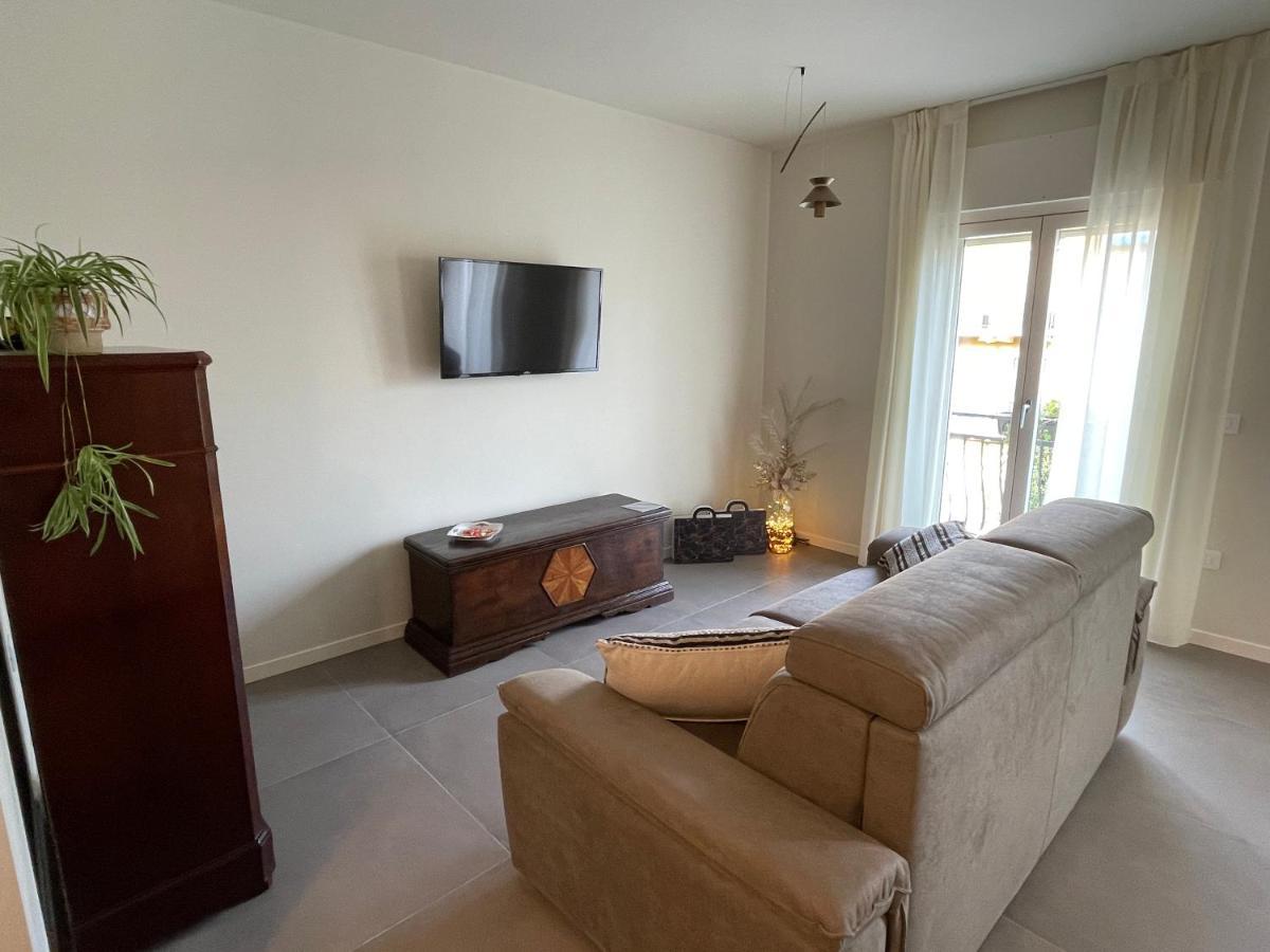 Lucia Holiday Apartments Lazise Luaran gambar