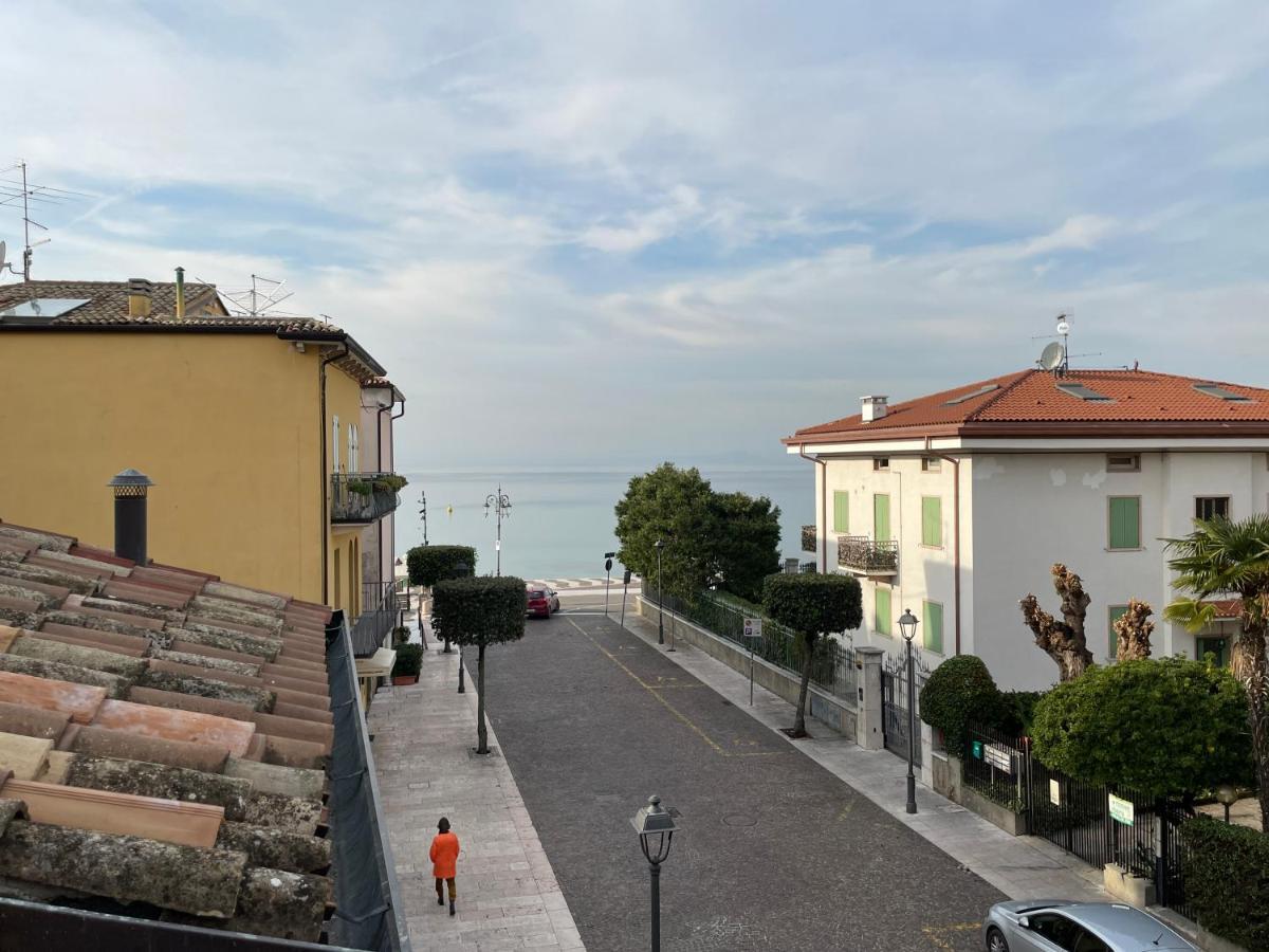 Lucia Holiday Apartments Lazise Luaran gambar