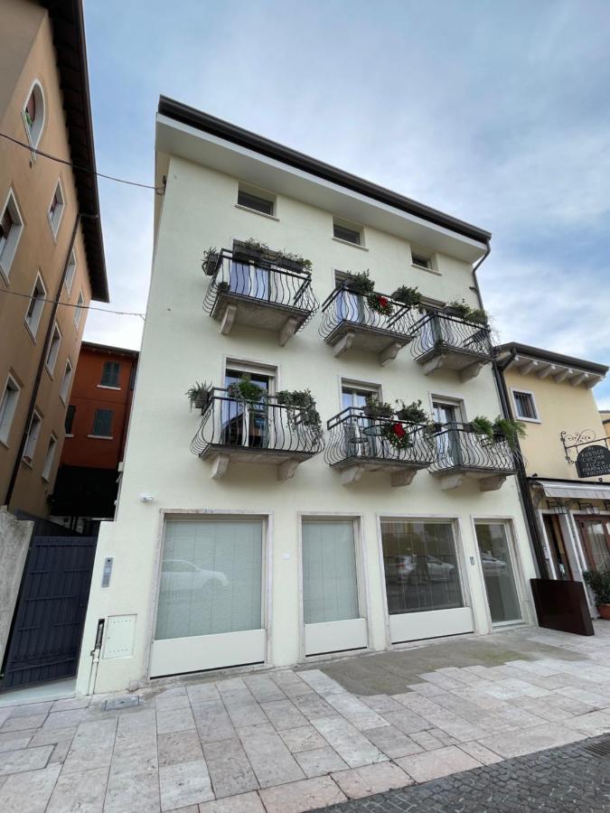 Lucia Holiday Apartments Lazise Luaran gambar