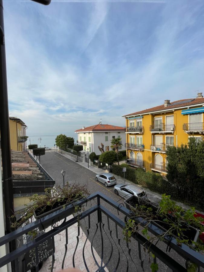 Lucia Holiday Apartments Lazise Luaran gambar