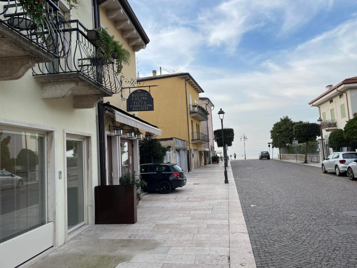 Lucia Holiday Apartments Lazise Luaran gambar